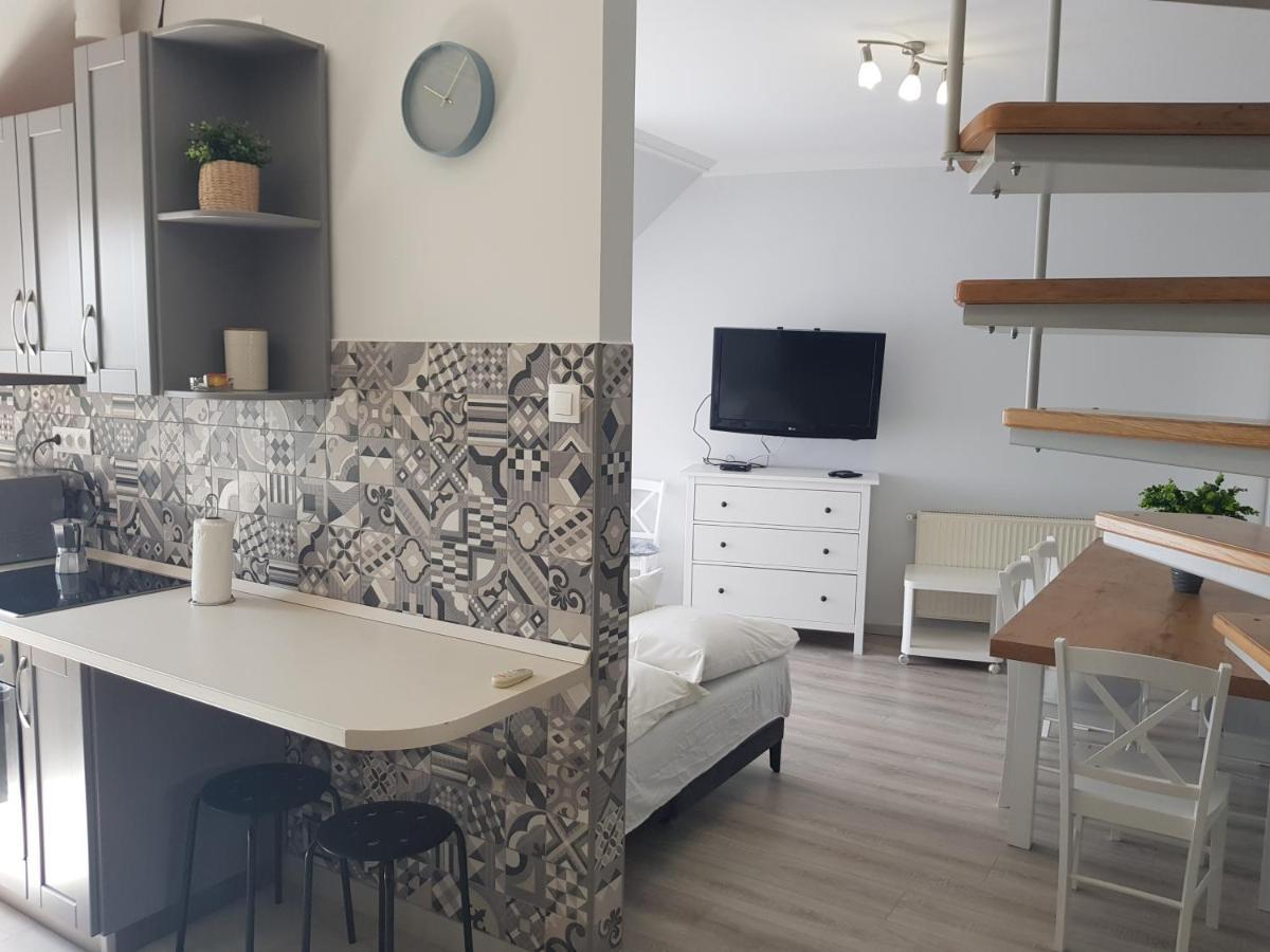 Zoli Apartmanok-Adri Koelcsey 32 Hajdúszoboszló Exteriör bild